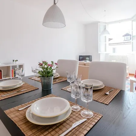 Apartment In-town *